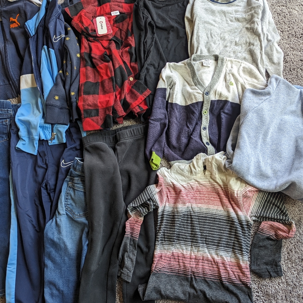 Boys lots mainly size 4/5